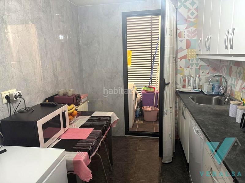 Foto 26eb7fd1-ac67-479c-a22a-296fd51b1d50. Zweistöckige wohnung mit heizung parking in Cobeña