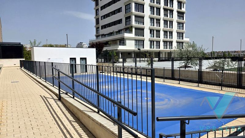 Foto a1ca89b0-fe17-4615-8b67-ece8a6a0927f. Pis amb calefacció aparcament piscina a El Cañaveral Madrid