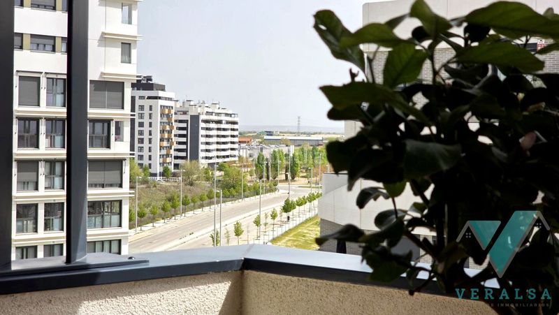 Foto 0c1ffaba-cd03-4f3d-816d-e6239063e2f2. Piso en El Cañaveral Madrid