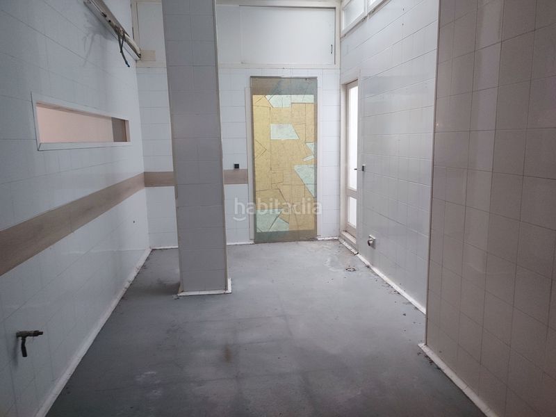 Foto c2742b18-6d12-4e58-8059-aeced5892ba7. Lloguer local comercial a Borges Blanques (Les)