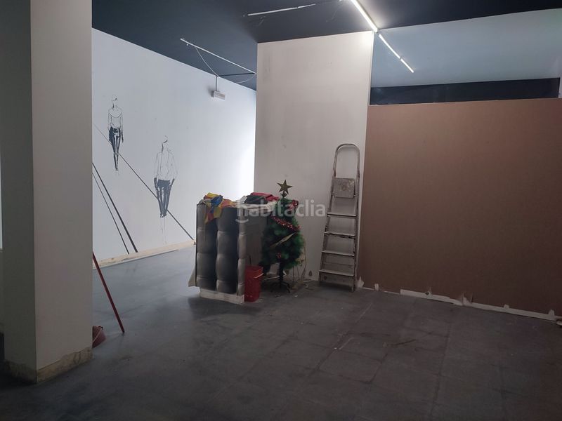 Foto d47f10d6-17e7-49c7-836f-e2cb7de1e681. Lloguer local comercial a Borges Blanques (Les)