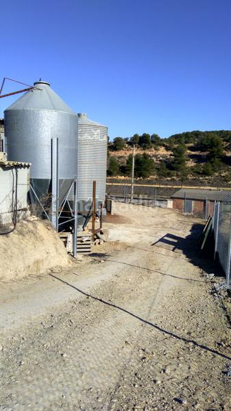 Foto 2a4fe5ef-44d4-4b23-87de-1b27c06d3c7c. Finca rústica a carretera de lleida 29 a Vinaixa