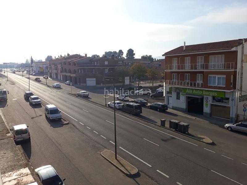 Foto 72edf2fc-f875-490a-87f6-c1a726edf03a. Nave industrial en venda a les borges blanques. finca urbana composta per varies naus industrials, terreny i vivenda. ocupa una superfície total d en Borges Blanques (Les)