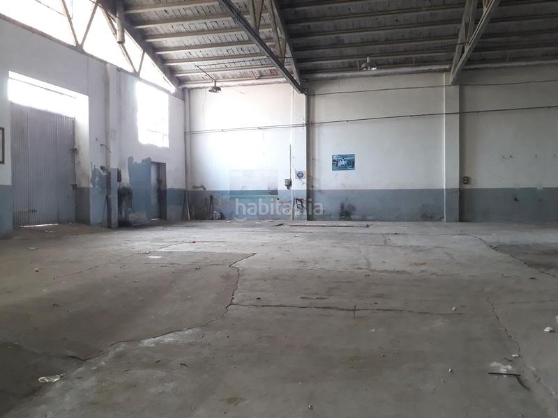 Foto 77aabfcb-9721-4882-8350-5eac4641a682. Nave industrial en venda a les borges blanques. finca urbana composta per varies naus industrials, terreny i vivenda. ocupa una superfície total d en Borges Blanques (Les)