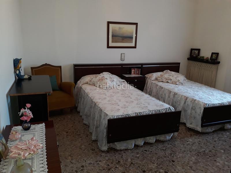 Foto ceb963ee-d6f0-4667-b9d0-28b039dccc44. Nave industrial en venda a les borges blanques. finca urbana composta per varies naus industrials, terreny i vivenda. ocupa una superfície total d en Borges Blanques (Les)