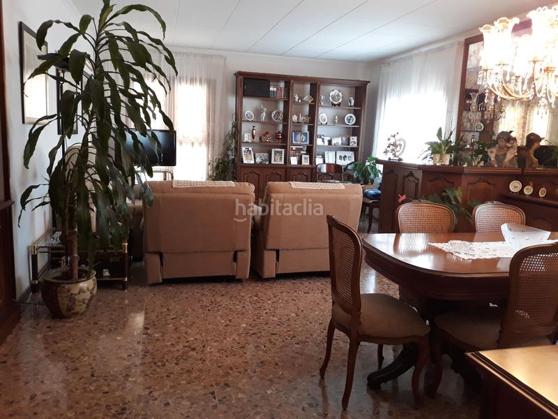 Foto df90b2b6-3296-4cf3-b30e-74dcffba676f. Nave industrial en venda a les borges blanques. finca urbana composta per varies naus industrials, terreny i vivenda. ocupa una superfície total d en Borges Blanques (Les)