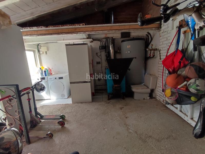 Foto c4dde3c5-7366-40b0-86a6-46aef245f47e. Casa  unifamiliar en venda al municipi de les borges blanques de 150 m2 de superfície construïda sobre un terreny urbà de 111 m2. en Borges Blanques (Les)