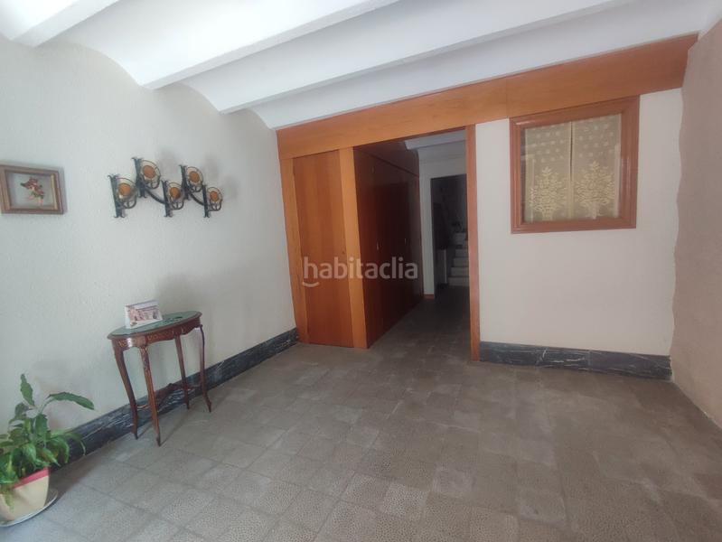 Foto 528a5575-e346-4853-a033-08fa9fd841b7. Casa amb calefacció aparcament a Torregrossa