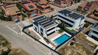 Chalet  Carrer de vilanova de bellpuig 11. En venta exclusivo chalet unifamiliar de obra nueva esquinero y