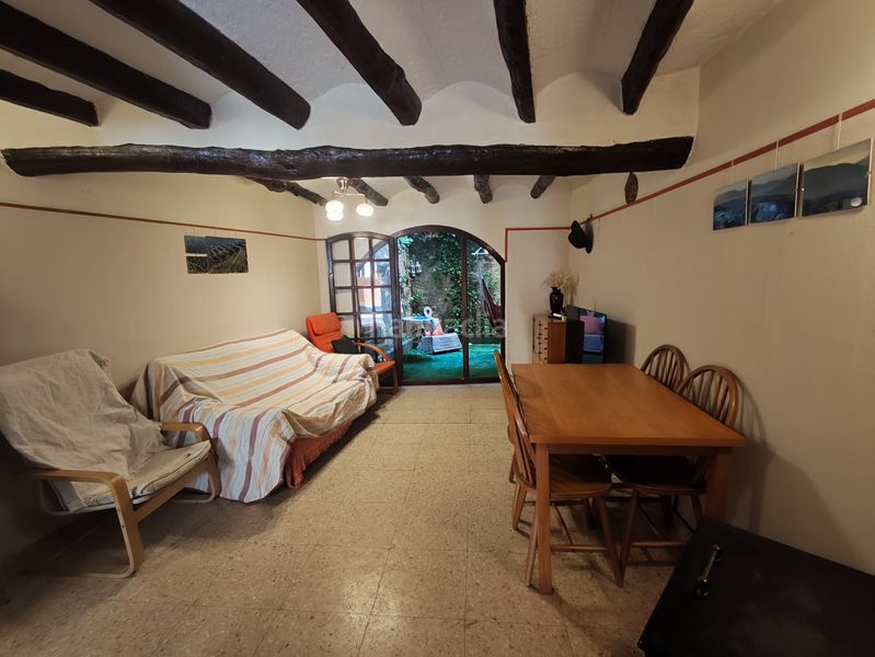 Foto 530d9894-2f23-4ec1-a78b-faa2e567b2f8. Casa a carrer de la creu 3 a Ulldemolins