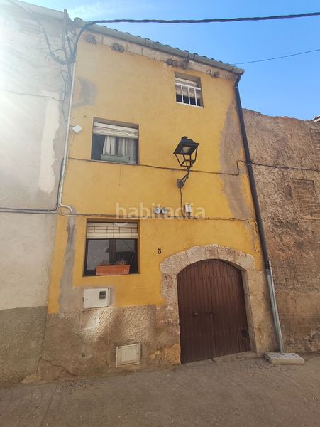 Foto ef105d06-7e9c-4800-a3d1-dc58ddd8542e. Casa a carrer de la creu 3 a Ulldemolins