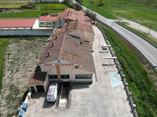 Edifici a Avenida juan pablo ii 1. Oportunidad única de inversión en alba de tormes, salamanca!