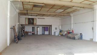 Nave industrial  La fuente