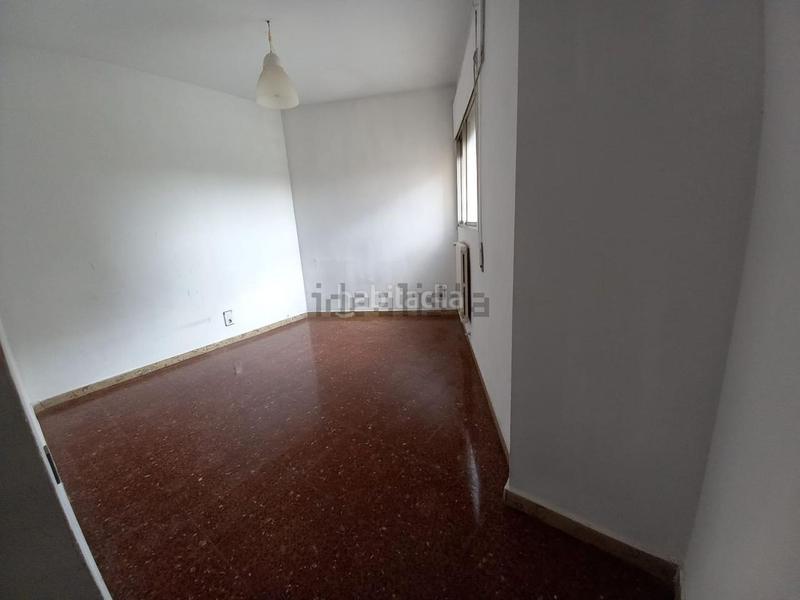 Foto 35da481f-d2e1-40b4-8314-0b31f30fe575. Appartamento con riscaldamento parcheggio in Ciudad Jardín - Parque Roma Zaragoza