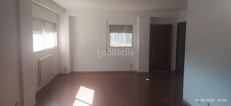 Foto 3d796c3d-f682-42e0-9008-15c4f56fc023. Pis amb calefacció aparcament a Ciudad Jardín - Parque Roma Zaragoza