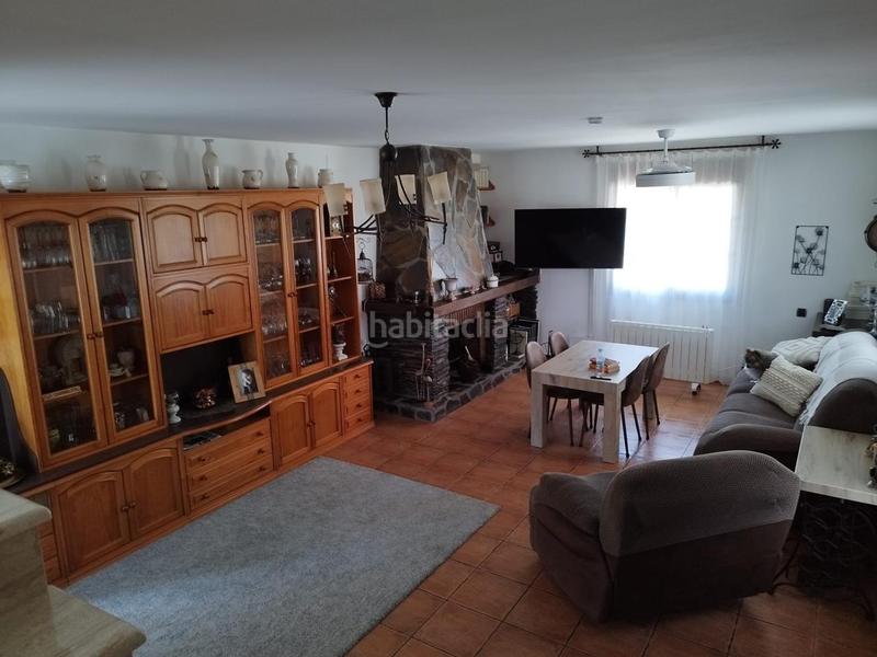 Foto e18d4320-aeef-4dea-b45d-54a6364f2a2e. Casa amb calefacció piscina a Catllar (El)