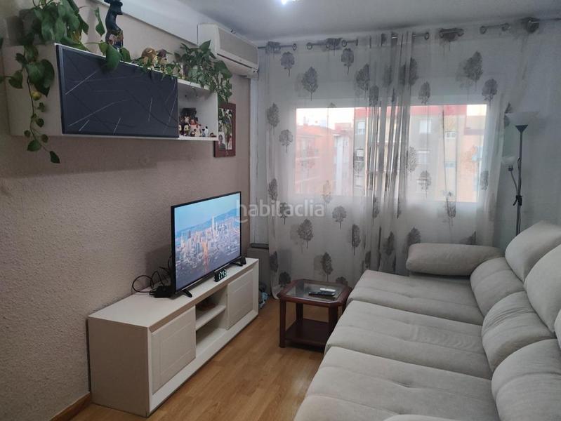 Foto 52bcf8e0-1f9c-4002-84f9-335a8bc7bbf8. Flat with heating in Las Delicias Zaragoza