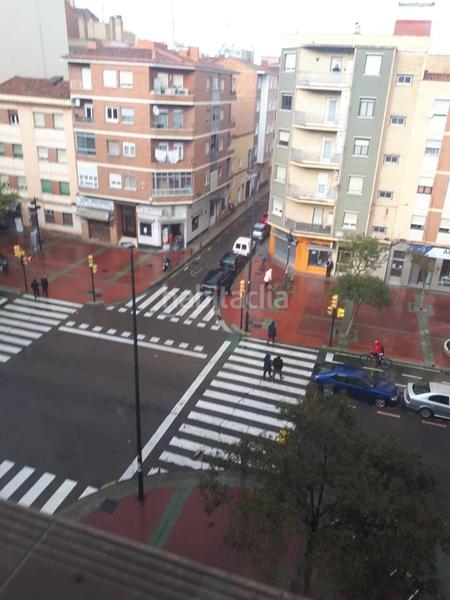 Foto a13aa2af-497a-4f3f-b125-9c22c0b8e083. Flat with heating in Las Delicias Zaragoza