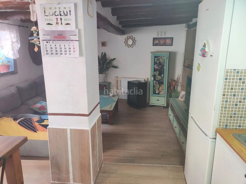 Foto 0af92e47-918a-42c3-b1c9-580bc96ed133. Casa amb calefacció a Luceni