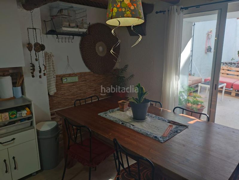 Foto 9a8790c3-a136-4663-970c-a36d6e688fd8. Casa amb calefacció a Luceni