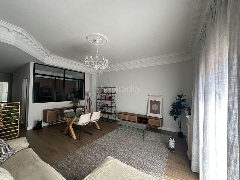 Foto 922893d6-e70d-4879-8c1b-92dd595defee. Pis amb calefacció a Paseo Independencia Zaragoza