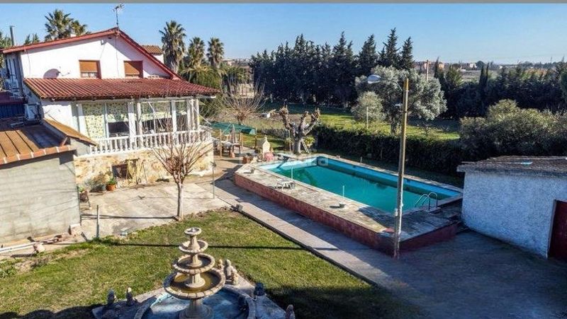 Foto 8a9d85c0-3d1d-4448-98f5-fe416d92d874. Casa amb calefacció aparcament piscina a Casetas-Villarrapa Zaragoza