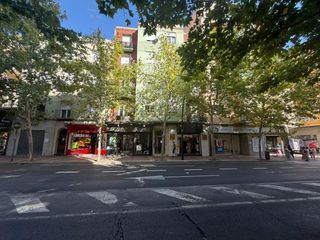 Pis  Avenida de madrid