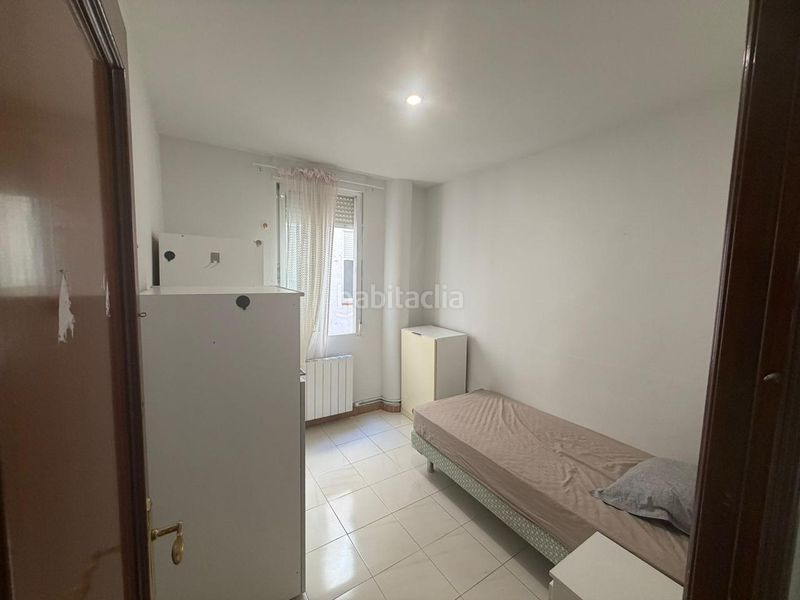 Foto ed78d933-1490-48fa-b483-1ef4196204c5. Pis amb calefacció a Barrio del Ave Zaragoza