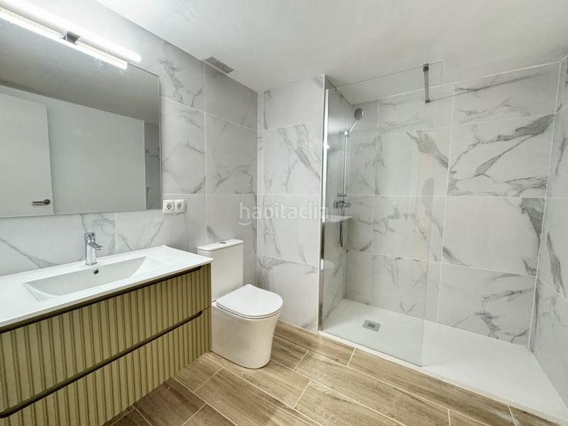 Foto 9ac5a5dd-7554-4537-9aff-d1058aecf711. Local comercial a carrer petra 1 a Campos