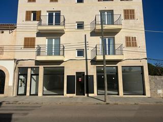 Lloguer Local Comercial  Avinguda de la verge 3. Buscas un local comercial moderno en una excelente ubicación?