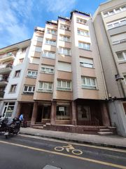 Lloguer Local Comercial a Salegi kalea 3. Local en casco urbano, próximo a la estación de tren