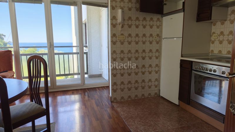 Foto d39d350d-c387-4292-8a09-e924fb024839. Pis a Zarautz