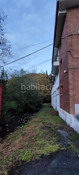 Foto 901e2cb3-cc69-40b4-80f4-6fa005cf8992. Nave industrial en Aia