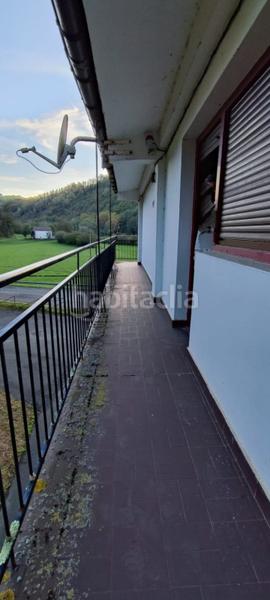 Foto ff9ec98e-98ca-4ce4-84ca-6163413b72bf. Nave industrial en Aia