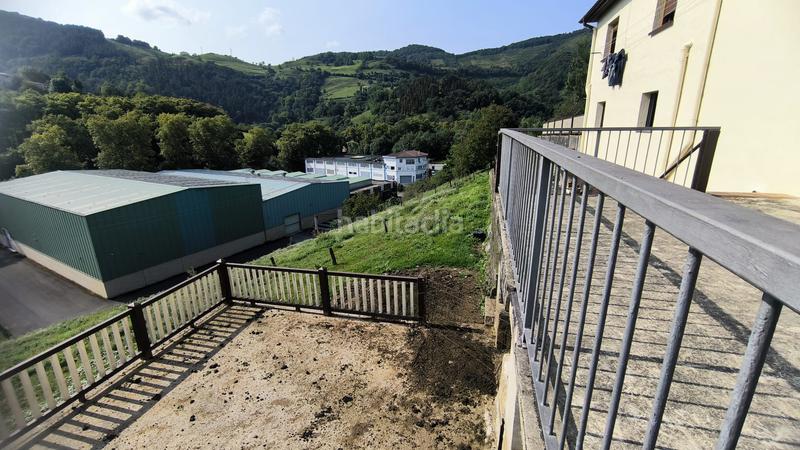 Foto cb3c5dc1-b5be-4d57-97cf-fe9d78487901. Masía lado sur de caserío, con terrenos en Aizarnazabal
