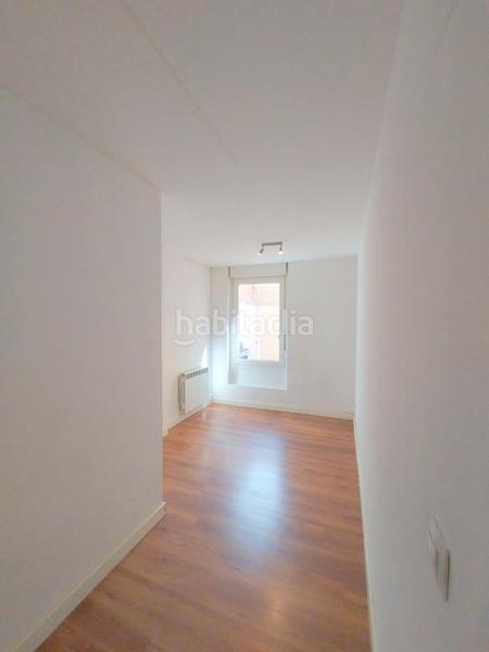 Foto 8f8fee25-5ff7-466e-b780-7b473846fff6. Miete etagenwohnung mit heizung parking in Valdefierro Zaragoza