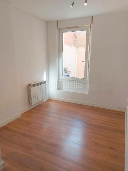Foto da5b1dc0-9fa8-481c-b172-77fd0cd46c01. Rent flat with heating parking in Valdefierro Zaragoza