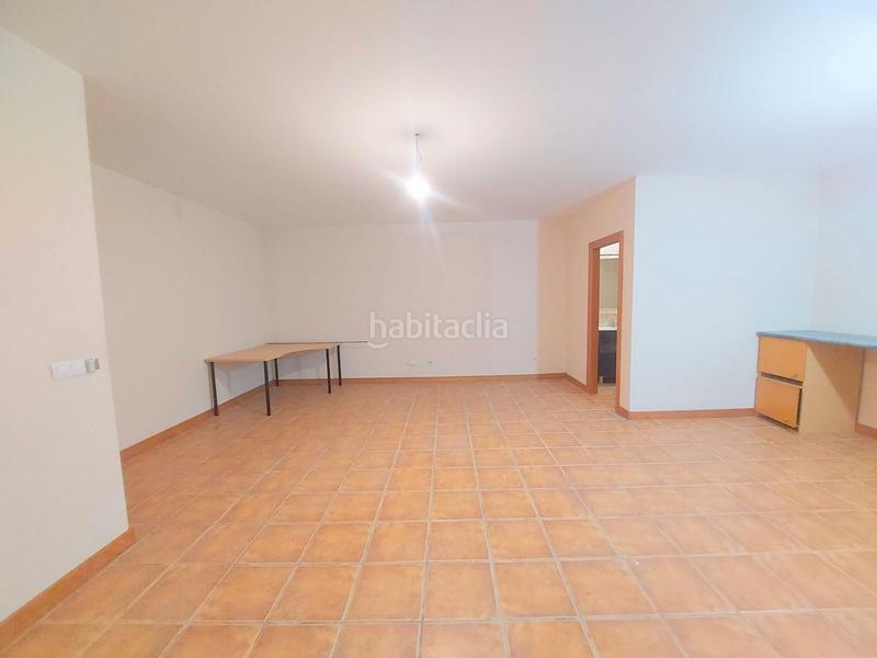 Foto eb1cb35a-4c9b-428e-b648-943d60511929. Rent flat with heating parking in Valdefierro Zaragoza