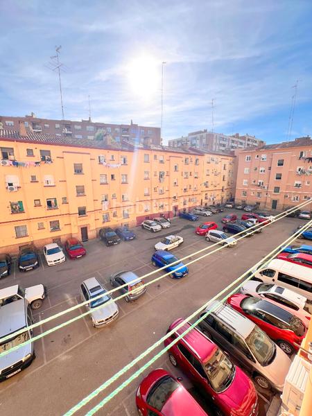 Foto 5fa50a75-f637-4792-adae-f3eaa9ac3c1f. Piso oportunidad única! piso con parking y trastero junto a tenor fleta¡ en Zaragoza