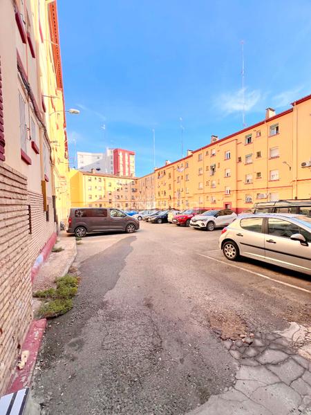 Foto d2261ebf-8b00-4686-9a0c-9a987bea89ec. Piso oportunidad única! piso con parking y trastero junto a tenor fleta¡ en Zaragoza
