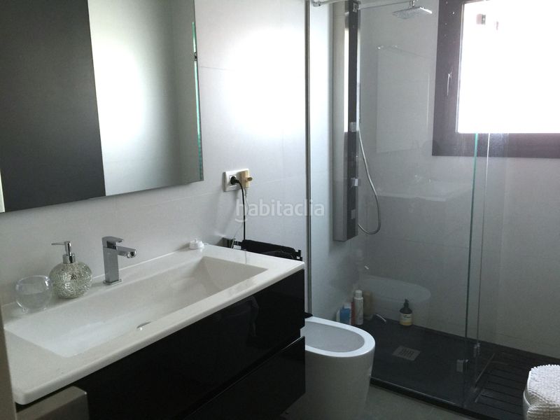 Foto 3433ddc7-3baa-486a-9127-32d1b3d5bb1f. Pis amb calefacció aparcament a Eixample Sant Joan Despí