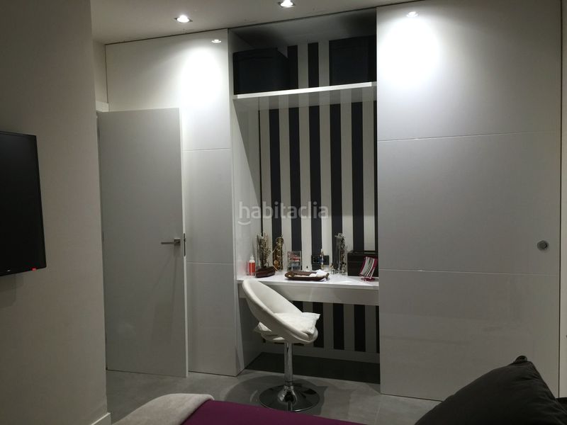 Foto ae99d9cc-a740-45f4-89c2-42cf7f3475c3. Pis amb calefacció aparcament a Eixample Sant Joan Despí