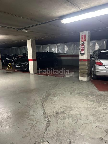 Foto 84d55f9e-6428-49e9-b5a3-f0d1a7e57fcb. Parking voiture dans Laguna de Duero