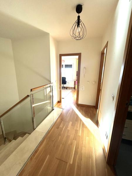 Foto 029efa55-816b-446e-957d-dfd5e3abe855. Casa a schiera con riscaldamento parcheggio in Laguna de Duero