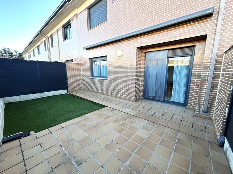 Foto 1573c4b6-570d-4525-96a1-6f0e4c192ef9. Casa a schiera con riscaldamento parcheggio in Laguna de Duero