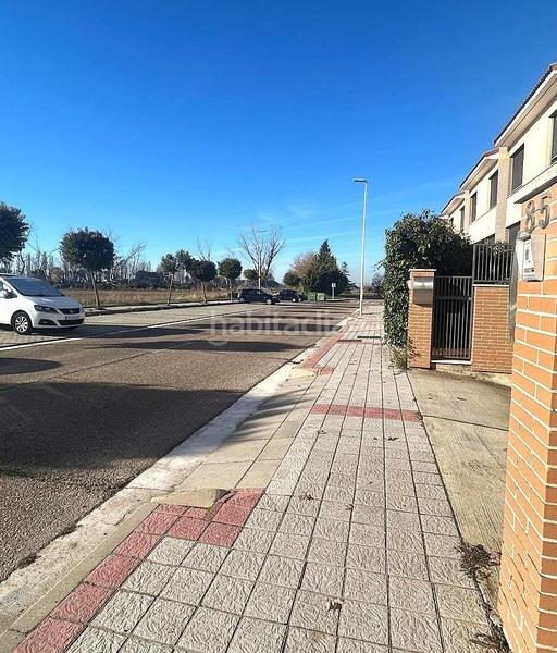 Foto 1953d66e-ed07-43e0-ae87-cbe1f3dfb2ce. Casa a schiera con riscaldamento parcheggio in Laguna de Duero