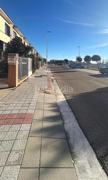 Foto 3c5d6c60-0f3f-4e71-aa4a-93dd51a7bef9. Casa a schiera con riscaldamento parcheggio in Laguna de Duero