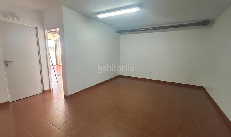 Foto e4a6b189-70d3-43b7-86d4-4324baecdd7c. Casa a schiera con riscaldamento parcheggio in Laguna de Duero