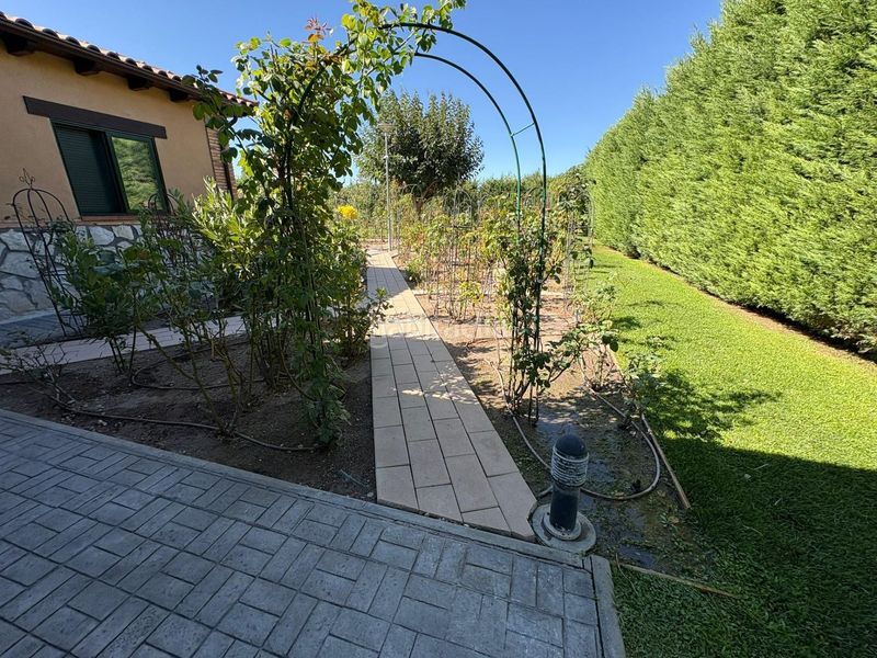 Foto 18046bea-1fcb-4ca8-b573-c4010ddad462. Casa amb calefacció piscina a Boecillo