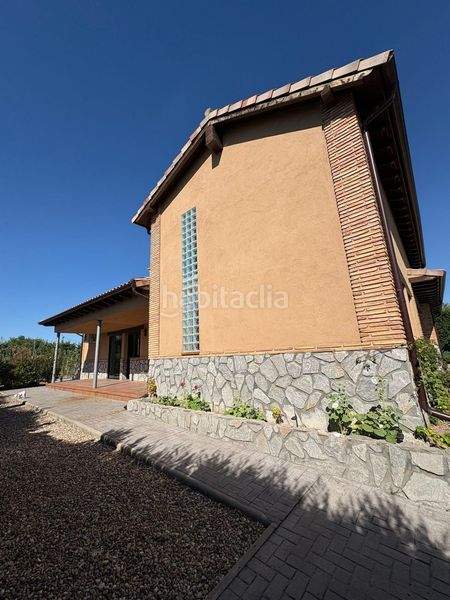 Foto 9216d40f-151e-4347-8e10-383f0337bad3. Casa amb calefacció piscina a Boecillo